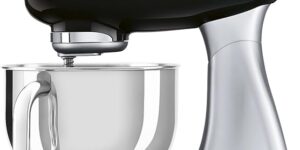 Robot de cocina SMEG PAE SMF02CREU