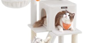 Feandrea Árbol de Gatos. Torre para