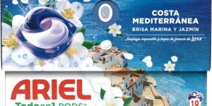 Ariel All in 1 PODS Sea Breeze And Ariel All in 1 PODS Sea Breeze And